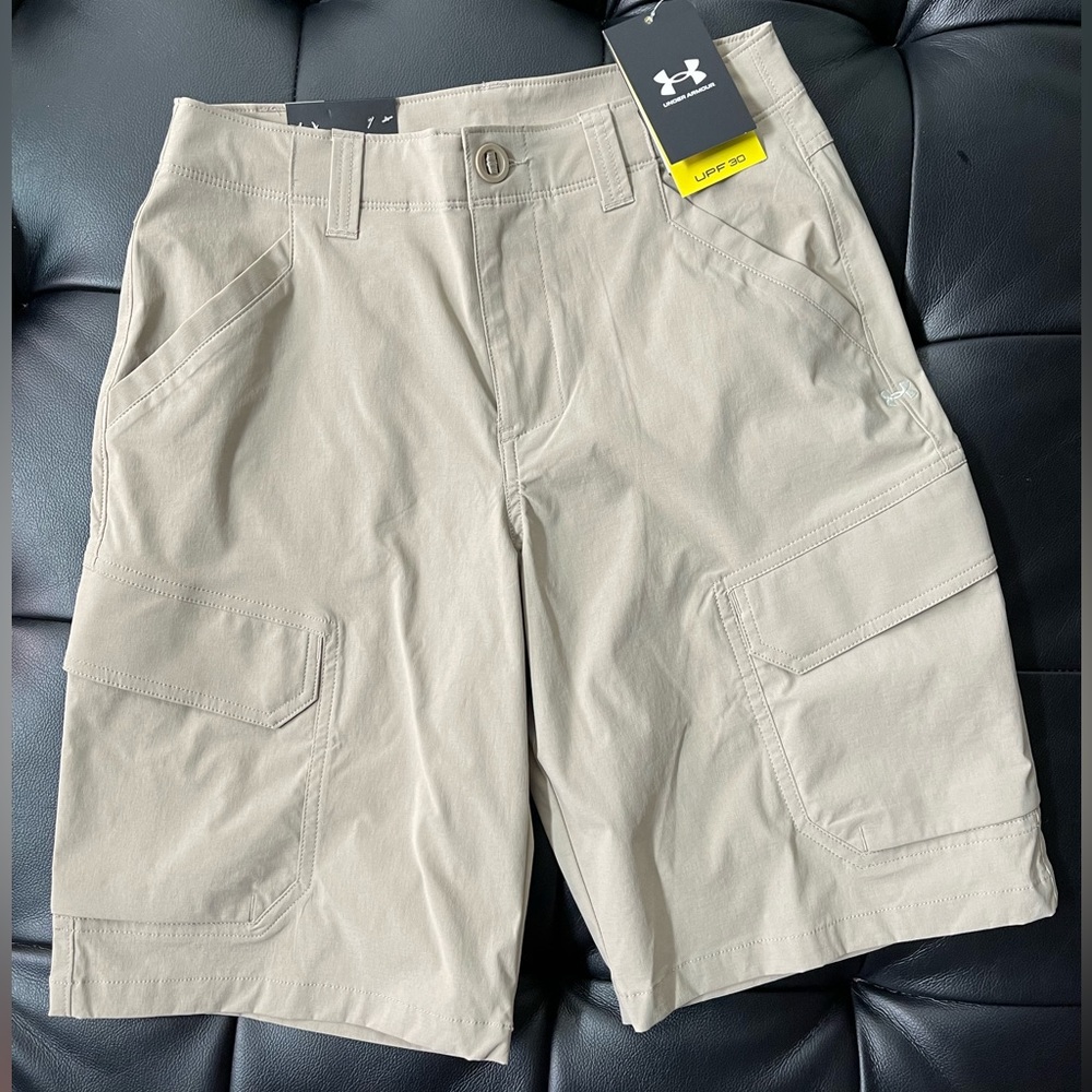 Under Armour Men’s NWT shorts